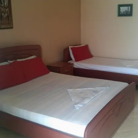 Hotel Kalaja 3*