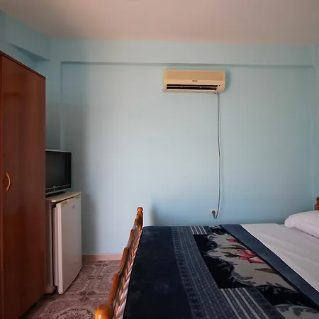 Hotel Kalaja 3*