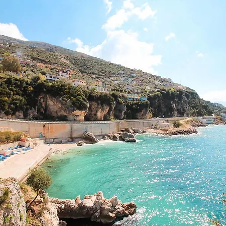 Hotel Kalaja 3* Vlora